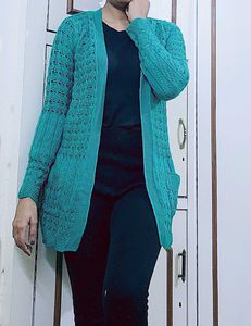 Green Thigh Length Knitted Shrug