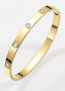 gold bracelet