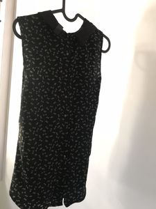 Bow Print Sleeveless Blouse