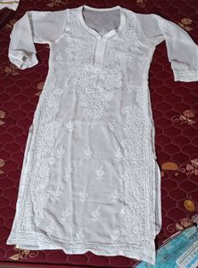 White Embroidered Kurta-Chikankari🔥💸