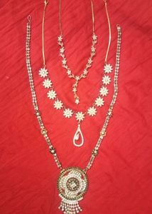 (Used) Necklace Pack Of 3