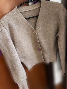 Cute Cropped Cardigan sweater