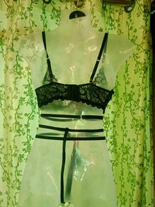 Black Lace Lingerie Set