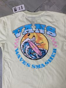 L vans tshirt