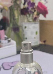 Estee Lauder Pleasures Perfume