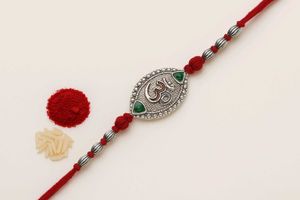 Silver Rakhi- Bina fake shine,plastic Ke