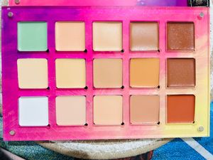 💄 Recode Concealer &amp; Contour Palette