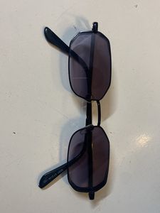 Grab These Trendy Glasses Now