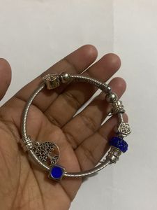 Beautiful Bracelet For Girls Or Women…