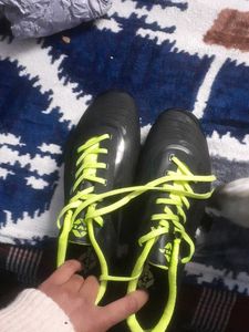 Nivia Football Shoes - Like New