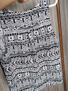 Black &amp; White Tribal Print Sleeveless Crop Top