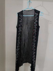 Elegant Black crop top and skirt with shrug