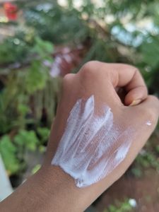 St. Botanica Vitamin C Sunscreen