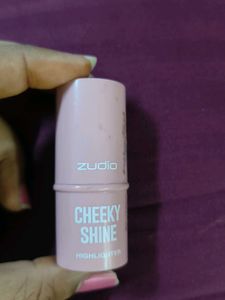 5 Lip Products From Zudio