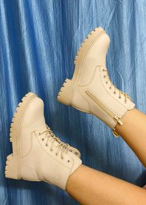 Trendy Boot🎀