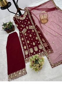 PAKISTANI NEW PRESENTING 3 PIECE STYLISH KURTA