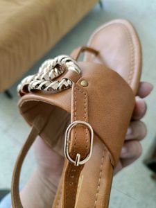 Brand New!! INC.5 Gorgeous Sandals 🤙🏻
