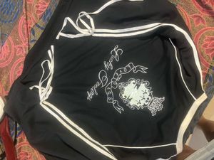 Cute Black &amp; White Long Sleeve Top