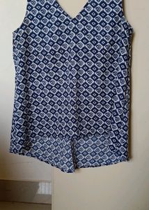 Blue sleeveless Trendy Top