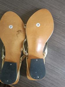 heels with hand bag