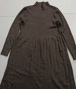 Brown 🤎 Woolen Dress ,86 Cm Long