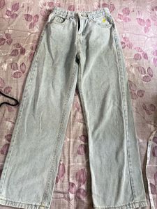 Urbanic straight Leg Jeans