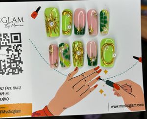 Mystic Glam Press-On Nails