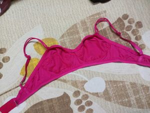 Hot Pink Everyday Bra💗💗