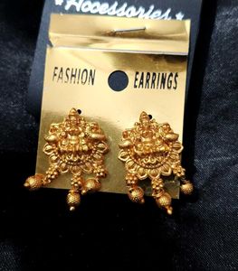 Combo of Maharashtrian Thushi and earrings
