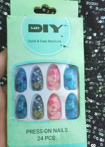 Stick On Reusable Nails