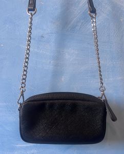 Guess-Crossbody Bag