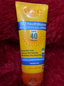 VLCC 3D Youth Boost SPF 40 +++ Sunscreen Gel Creme