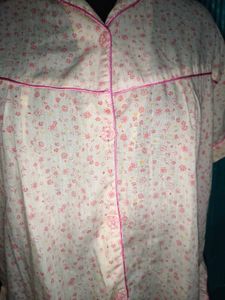 Size Large 🎁Buy 2 Get 1 Free🎁Floral Print Top