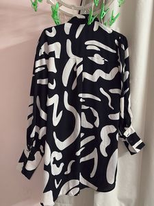 Black &amp; White Abstract Print Shirt-Stylish Top