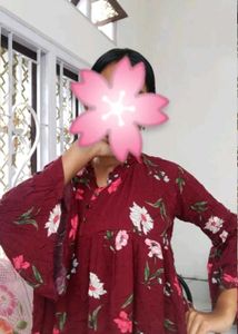 Floral Korean Top 🌸