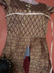 Royal Navel Slit Long Kurta With Dupatta