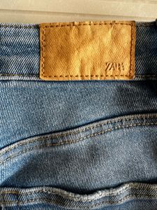 Original Zara Ripped Jeans