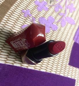 ❤️Love Me Matte Lipstick - Red💄