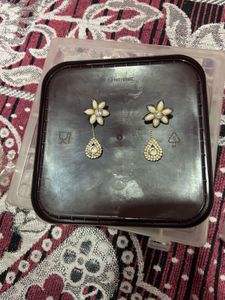 Floral Pearl Statement Necklace