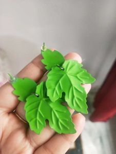 Green Leaf Earring