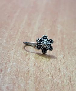 Floral Silver Nose Pin