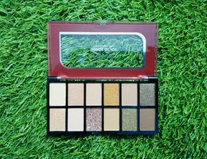 Mars Eyeshadow Kit