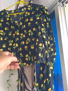 Floral Print Crop Top
