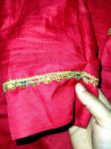 Red &amp; Gold Embellished Kurta