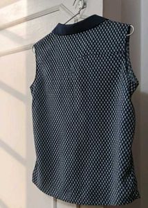 Houndstooth Sleeveless Top