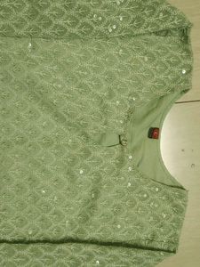 Elegant Green Embroidered Kurta