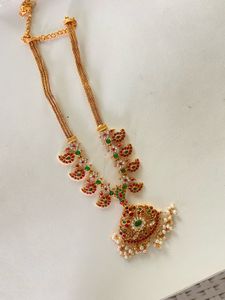 Kemp Stone Chain With Earning