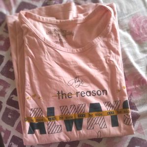 🌸Cute Peach Graphic Tee💟