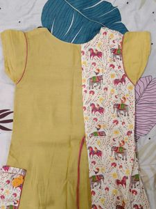 Elephant &amp; Horse Print Kurti