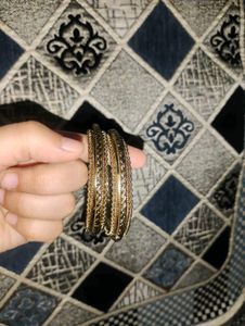 gold plated set of 4 bangles